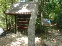 Marker for the amazing waterfall on Ko Kood